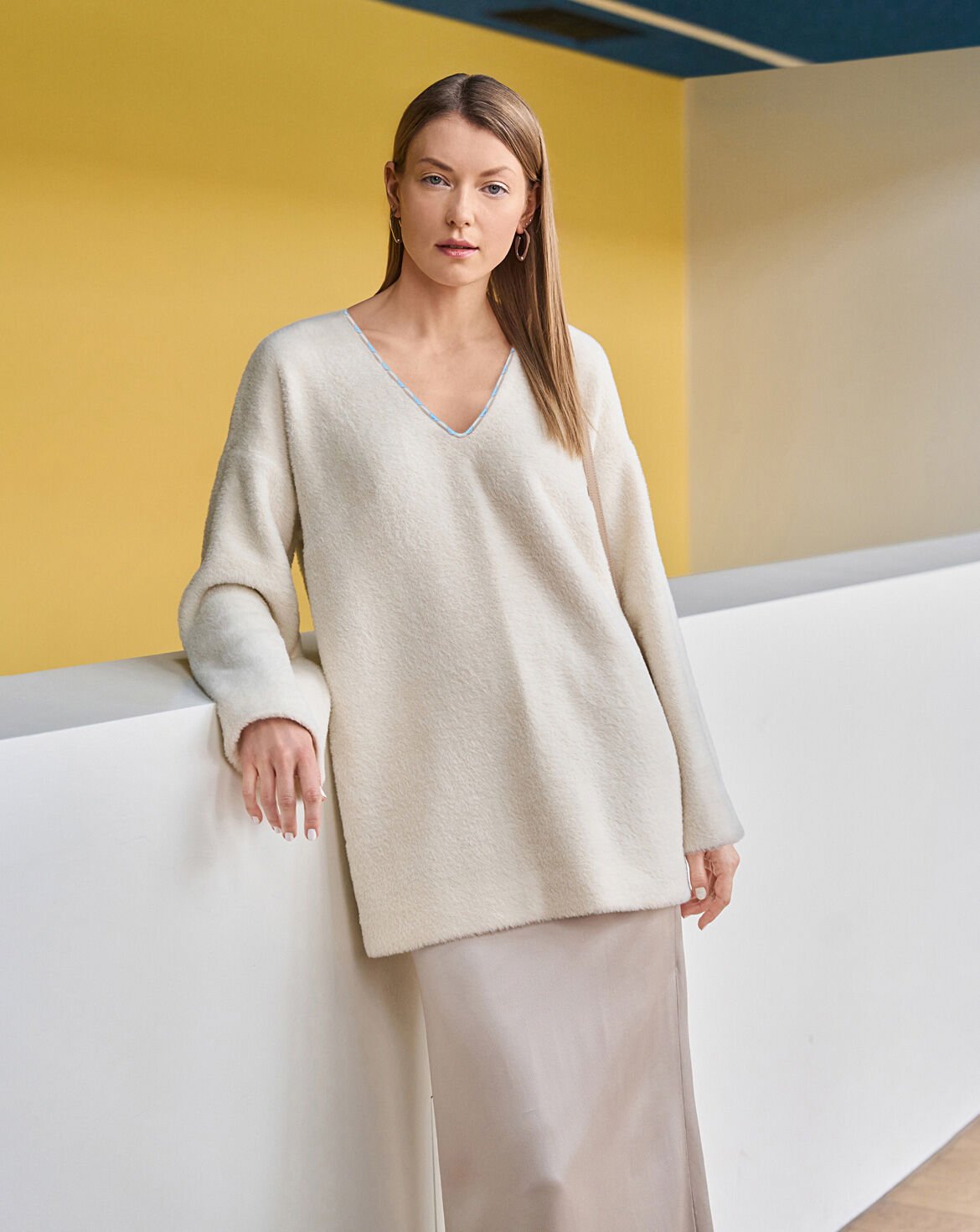 Trui #102 | Gebreide stof | burda style 08/25 Trui #102 | Gebreide stof | burda style 08/25