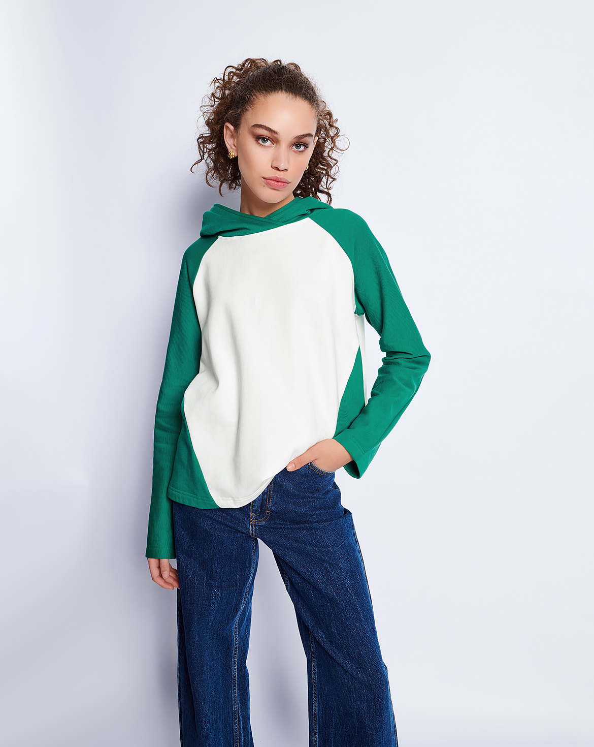 Sweater #5 | Burda Easy 2/2023