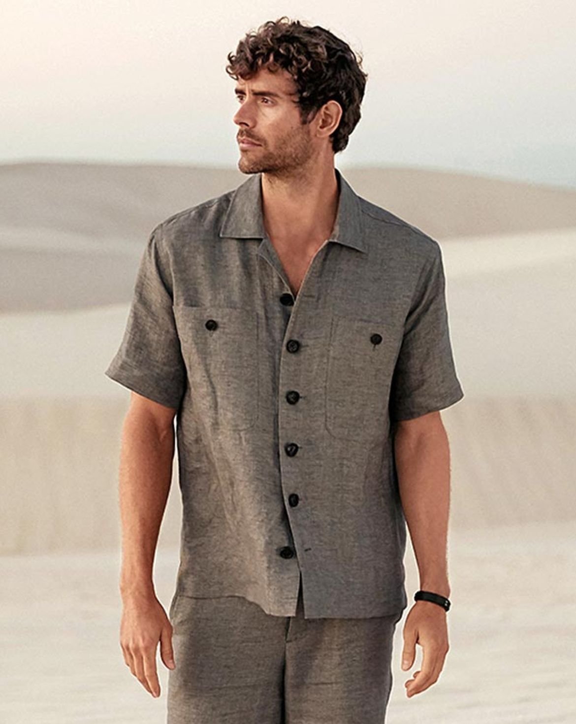 La chemise en lin pour homme : l’élégance décontractée de l’été La chemise en lin pour homme : l’élégance décontractée de l’été